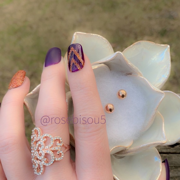 🌕🆕Rose Gold Bauble Ball Stud Earrings - Picture 3 of 4